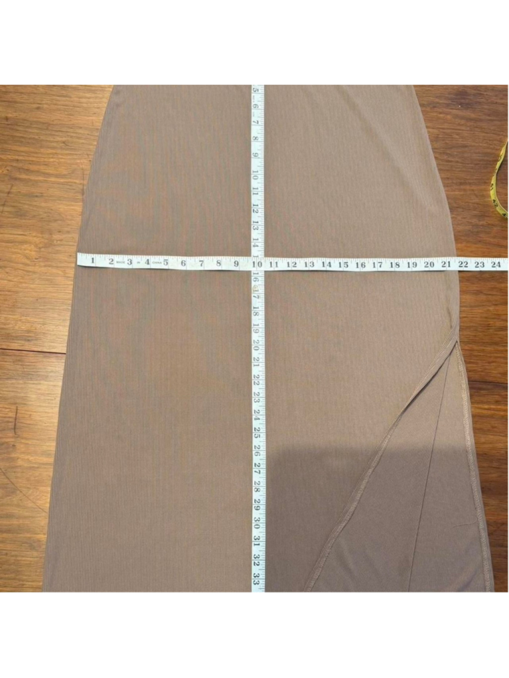 Tan maxi skirt with slit #maxiskirt #slit #skirt
